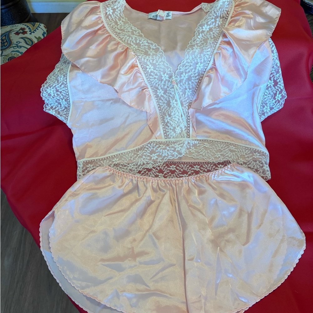 Lily of France vintage Pale Pink Satin set with Ivory Lace Trim Sz M